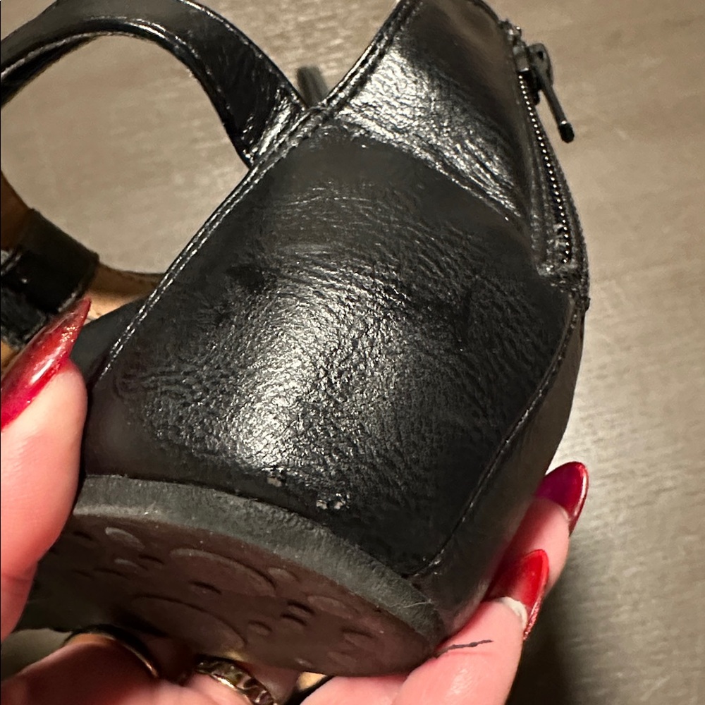 Euro soft by Sofft strappy black sandals, size 9.5 - Picture 4 of 8